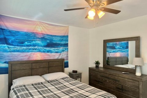 Copropriété à vendre à Hallandale Beach, Floride: 1 chambre, 56.11 m2 № 1992448 - photo 5