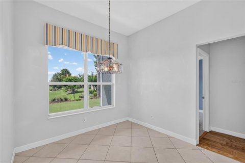 House in Mount Dora, Florida 3 bedrooms, 159.88 sq.m. № 2402758 - photo 30