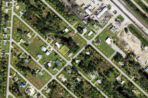 Land in Punta Gorda, Florida № 2165475 - photo 2