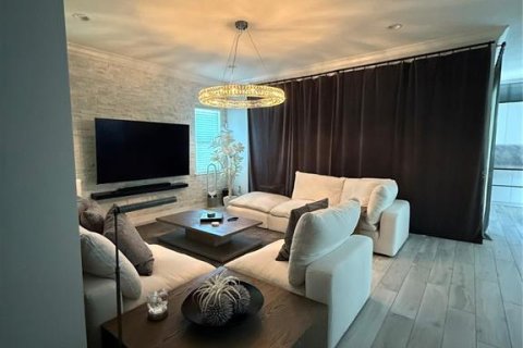 Casa en venta en Orlando, Florida, 4 dormitorios, 269.32 m2 № 1843031 - foto 5