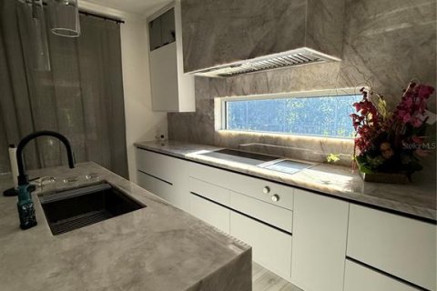 Casa en venta en Orlando, Florida, 4 dormitorios, 269.32 m2 № 1843031 - foto 18