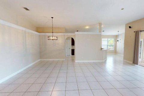 House in Port St. Lucie, Florida 3 bedrooms, 194.44 sq.m. № 2084049 - photo 22