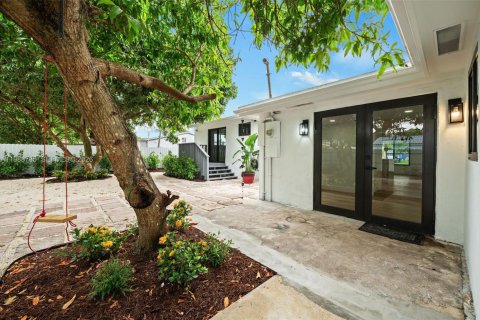 House in Fort Lauderdale, Florida 3 bedrooms, 106.65 sq.m. № 2063262 - photo 25