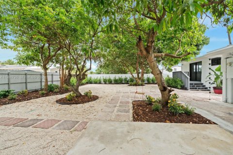 House in Fort Lauderdale, Florida 3 bedrooms, 106.65 sq.m. № 2063262 - photo 26