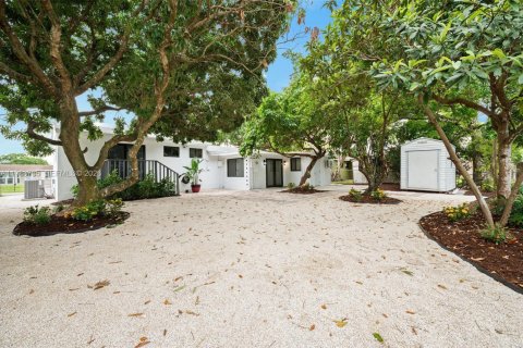 House in Fort Lauderdale, Florida 3 bedrooms, 106.65 sq.m. № 2063262 - photo 27