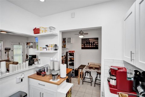 Condo in Deerfield Beach, Florida, 1 bedroom  № 1872314 - photo 11