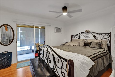 Condo in Deerfield Beach, Florida, 1 bedroom  № 1872314 - photo 19