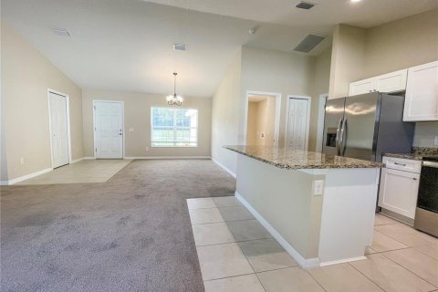 Villa ou maison à louer à Citra, Floride: 3 chambres, 146.41 m2 № 2424370 - photo 4