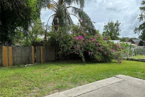 House in Orlando, Florida 3 bedrooms, 107.4 sq.m. № 1793562 - photo 4