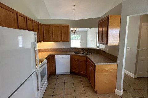 House in Orlando, Florida 3 bedrooms, 107.4 sq.m. № 1793562 - photo 6
