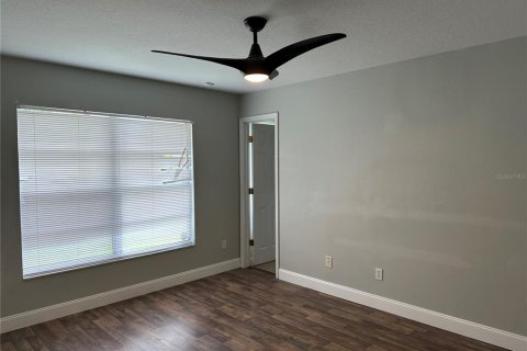 House in Orlando, Florida 3 bedrooms, 107.4 sq.m. № 1793562 - photo 10