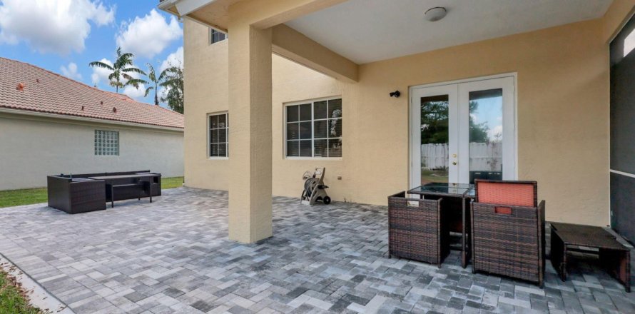Casa en West Palm Beach, Florida 3 dormitorios, 176.51 m2 № 1207756