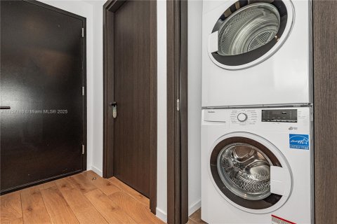 Copropriété à vendre à Miami, Floride: 33.63 m2 № 1985318 - photo 17