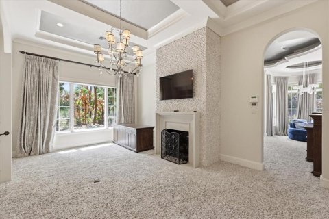 House in Windermere, Florida 3 bedrooms, 579.34 sq.m. № 2096789 - photo 10