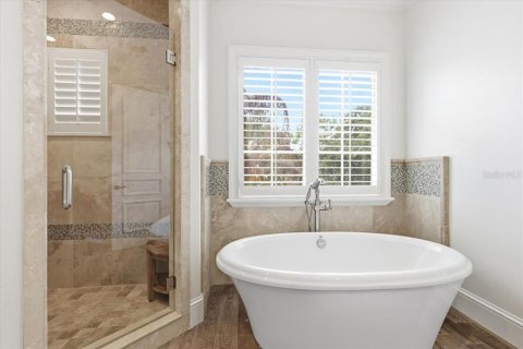 House in Windermere, Florida 3 bedrooms, 579.34 sq.m. № 2096789 - photo 18