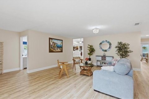 Купить виллу или дом в Тампа, Флорида 10 комнат, 428.37м2, № 2284523 - фото 9
