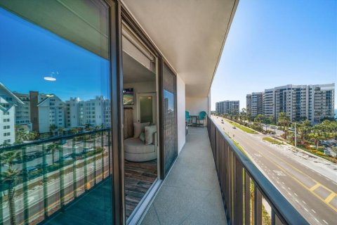 Copropriété à vendre à Clearwater, Floride: 2 chambres, 126.63 m2 № 1540823 - photo 11