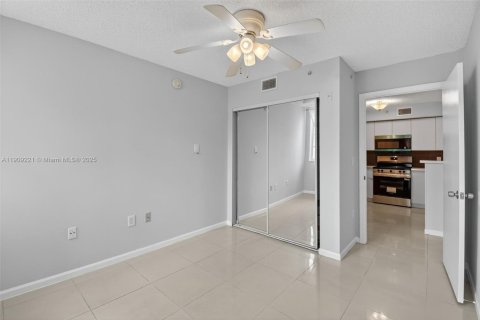 Купить кондоминиум в Мирамар, Флорида 3 спальни, 104.52м2, № 1970337 - фото 17