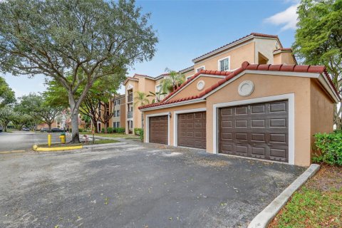 Купить кондоминиум в Мирамар, Флорида 3 спальни, 104.52м2, № 1970337 - фото 2