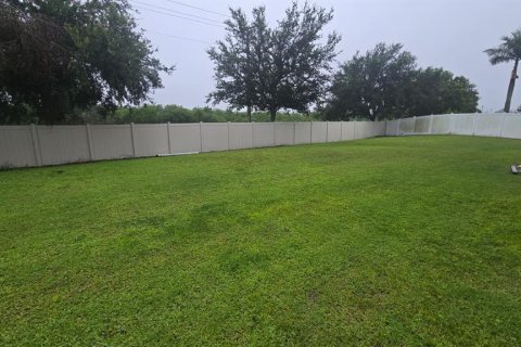 House in Ruskin, Florida 6 bedrooms, 252.51 sq.m. № 1846835 - photo 18