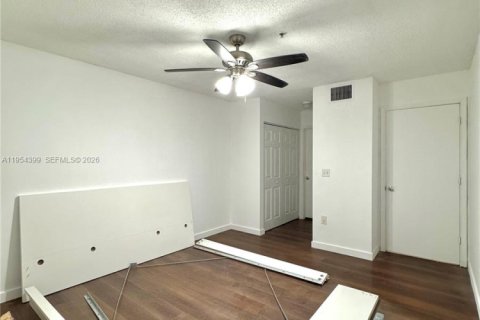 Снять в аренду кондоминиум в Коконат Крик, Флорида 2 спальни, 89.84м2, № 2011902 - фото 14