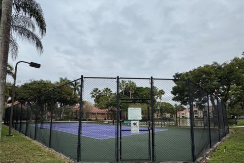 Снять в аренду кондоминиум в Коконат Крик, Флорида 2 спальни, 89.84м2, № 2011902 - фото 21