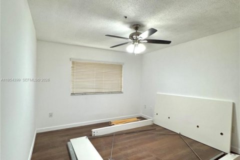 Снять в аренду кондоминиум в Коконат Крик, Флорида 2 спальни, 89.84м2, № 2011902 - фото 13