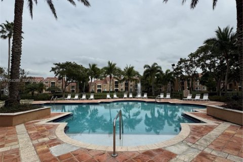 Снять в аренду кондоминиум в Коконат Крик, Флорида 2 спальни, 89.84м2, № 2011902 - фото 20