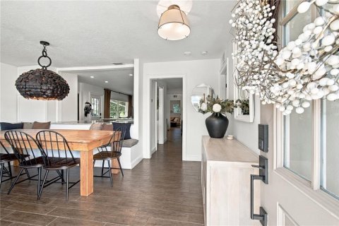 Villa ou maison à vendre à Tampa, Floride: 4 chambres, 143.81 m2 № 2419989 - photo 8