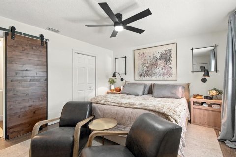 Villa ou maison à vendre à Tampa, Floride: 4 chambres, 143.81 m2 № 2419989 - photo 22