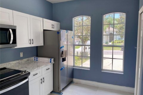 House in Haines City, Florida 5 bedrooms, 254.46 sq.m. № 2104932 - photo 8