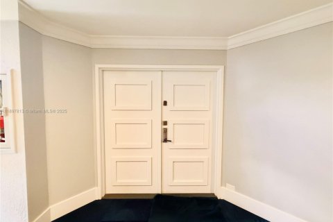 Купить кондоминиум в Майами-Бич, Флорида 2 спальни, 181.62м2, № 2014565 - фото 3