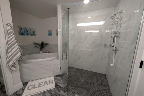 Condominio en alquiler en Punta Gorda, Florida, 2 dormitorios, 152.55 m2 № 1852779 - foto 9