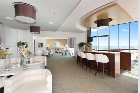 Copropriété à louer à Pompano Beach, Floride: 2 chambres, 153.85 m2 № 1976733 - photo 15