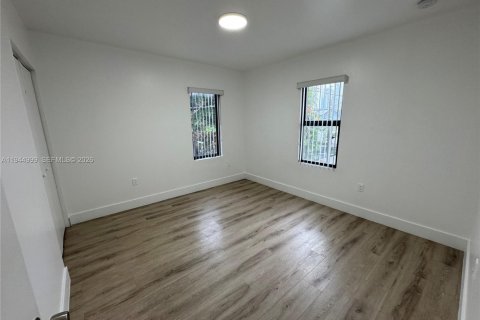 Apartment in Miami, Florida 1 bedroom, 92.9 sq.m. № 2003432 - photo 10