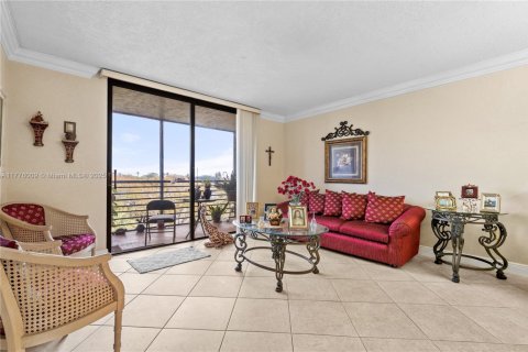 Condominio en venta en Pembroke Pines, Florida, 2 dormitorios, 94.85 m2 № 1864107 - foto 3