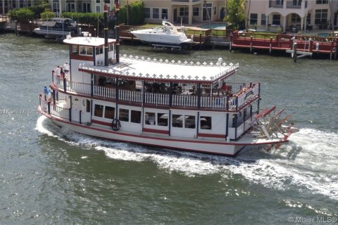 Condominio en venta en Hollywood, Florida, 2 dormitorios, 113.15 m2 № 1979863 - foto 16