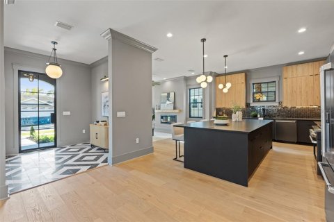Villa ou maison à vendre à Tampa, Floride: 5 chambres, 385.45 m2 № 1615337 - photo 24