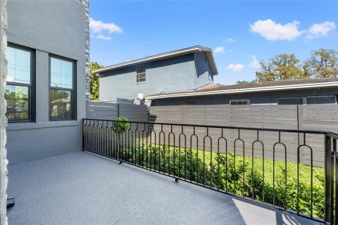 Villa ou maison à vendre à Tampa, Floride: 5 chambres, 385.45 m2 № 1615337 - photo 7