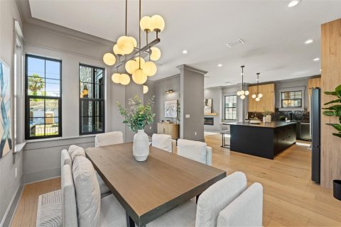Villa ou maison à vendre à Tampa, Floride: 5 chambres, 385.45 m2 № 1615337 - photo 12