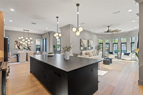 Villa ou maison à vendre à Tampa, Floride: 5 chambres, 385.45 m2 № 1615337 - photo 23