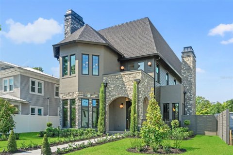 Villa ou maison à vendre à Tampa, Floride: 5 chambres, 385.45 m2 № 1615337 - photo 3