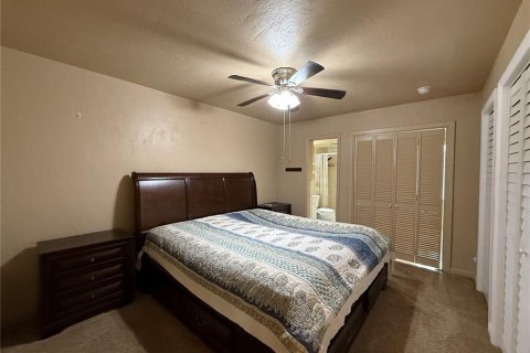 Condo in Saint Petersburg, Florida, 2 bedrooms  № 1899148 - photo 8