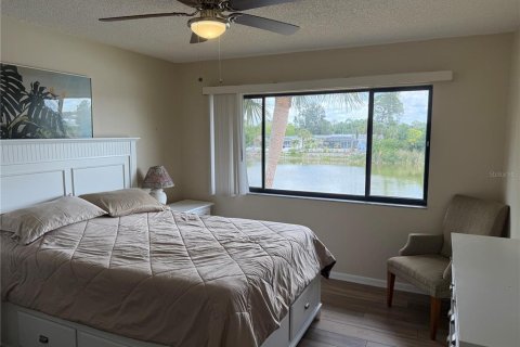 Condominio en alquiler en Sarasota, Florida, 2 dormitorios, 90.67 m2 № 2114743 - foto 14