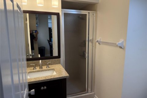 Condominio en alquiler en Sarasota, Florida, 2 dormitorios, 90.67 m2 № 2114743 - foto 24