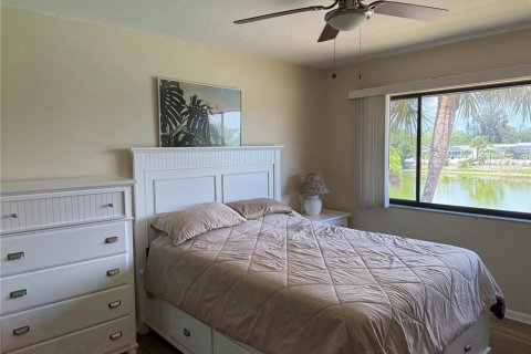 Condominio en alquiler en Sarasota, Florida, 2 dormitorios, 90.67 m2 № 2114743 - foto 19