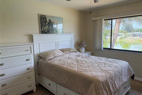 Condominio en alquiler en Sarasota, Florida, 2 dormitorios, 90.67 m2 № 2114743 - foto 13