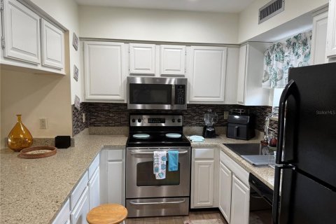 Condominio en alquiler en Sarasota, Florida, 2 dormitorios, 90.67 m2 № 2114743 - foto 6