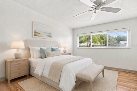 Villa ou maison à vendre à Palm Harbor, Floride: 2 chambres, 119.66 m2 № 2353245 - photo 25