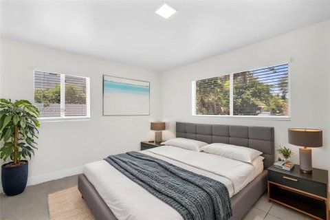 Снять в аренду виллу или дом в Норт-Майами, Флорида 2 спальни, 144.93м2, № 2028843 - фото 5